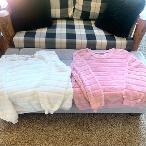 Bundle of 2 super soft sweatshirts